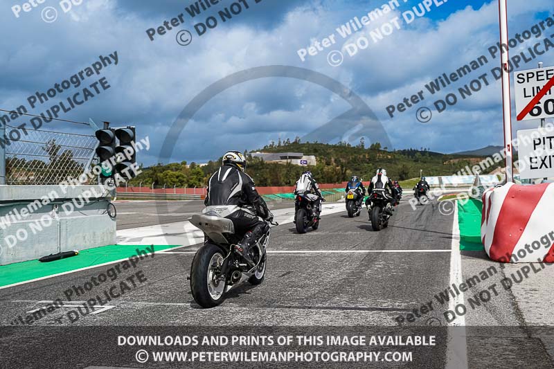 motorbikes;no limits;peter wileman photography;portimao;portugal;trackday digital images